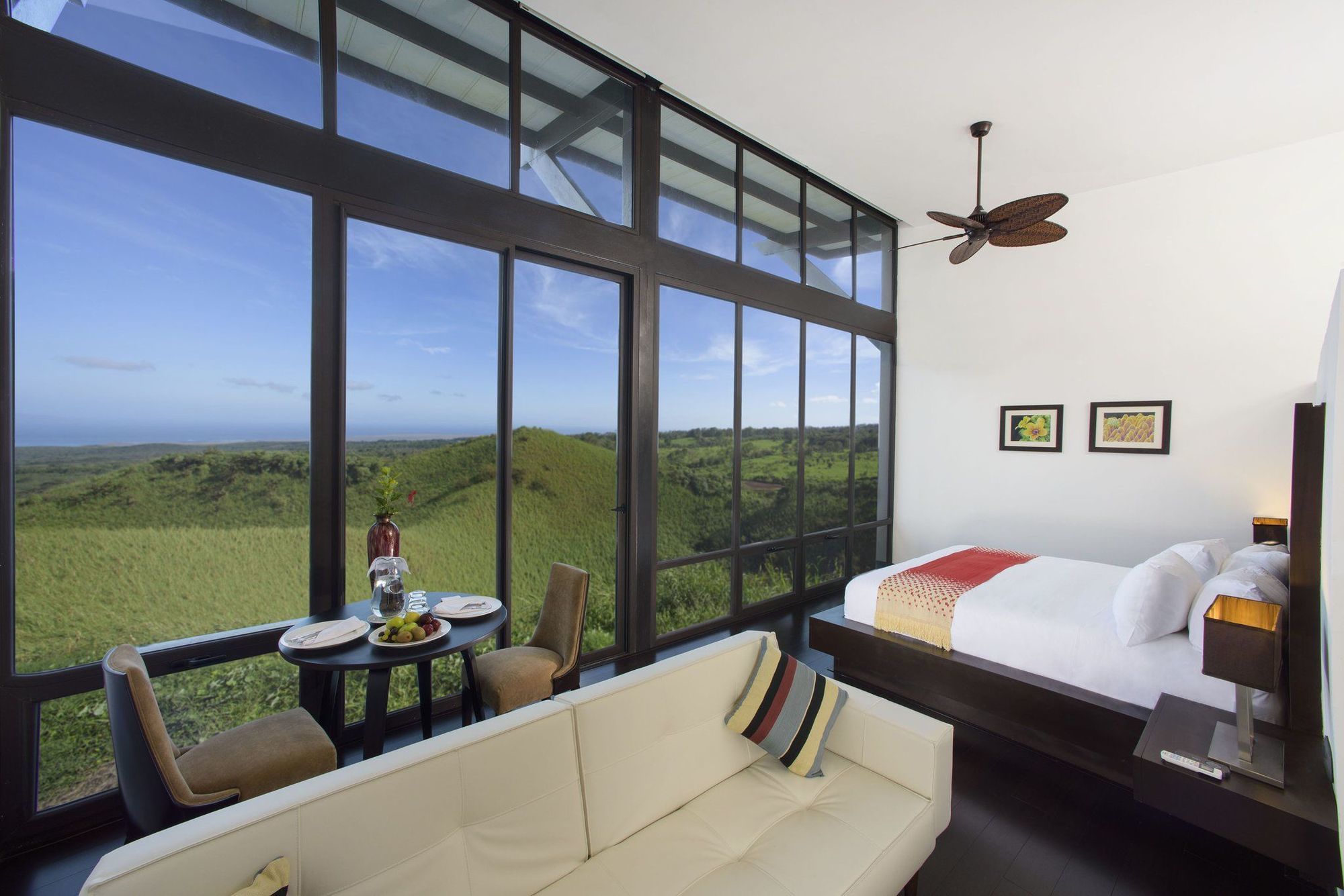 Pikaia Lodge Santa Cruz Island 외부 사진